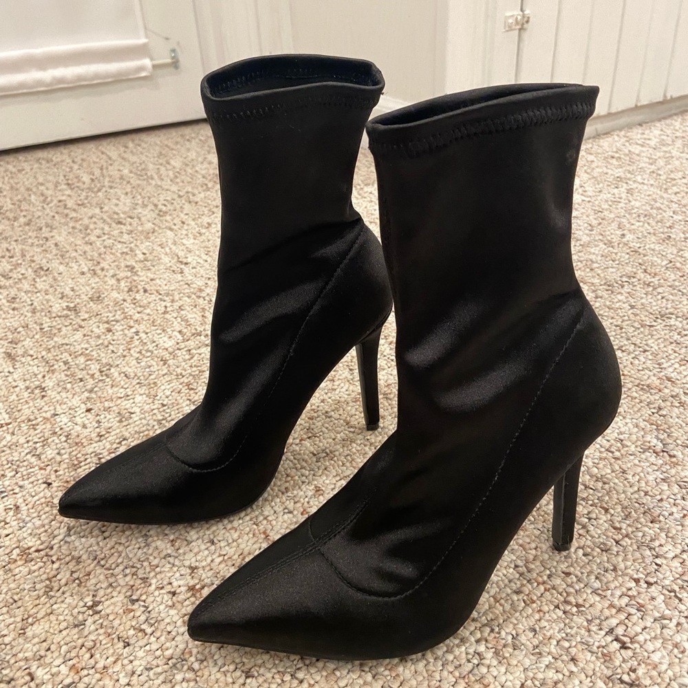 Sock boots